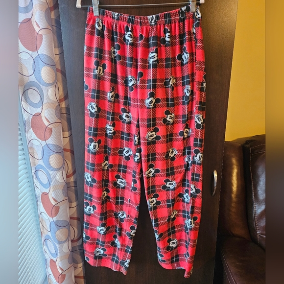 Mickey Mouse Red and Black Pajama Set - Picture 5 of 7